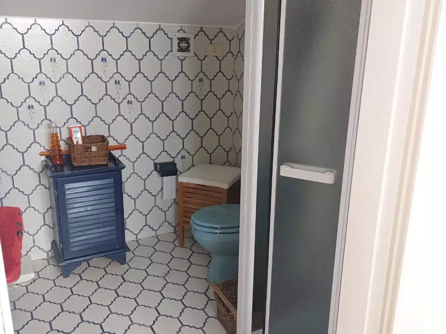 Immagine 22 di Casa indipendente in vendita  a Massa