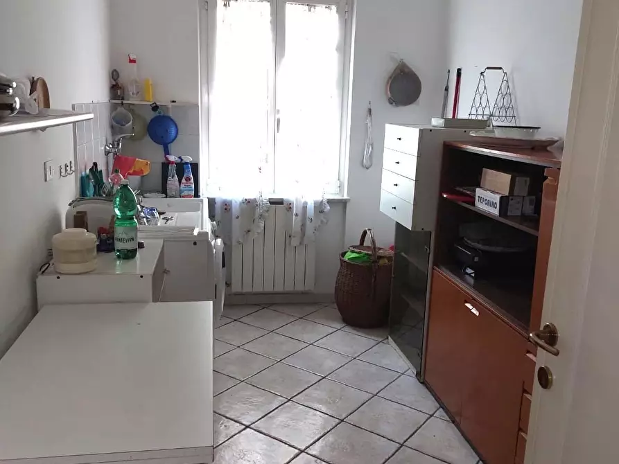 Immagine 4 di Casa indipendente in vendita  a Massa