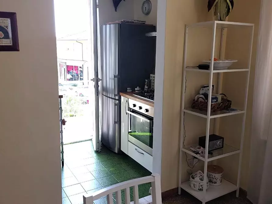 Immagine 10 di Casa indipendente in vendita  a Massa