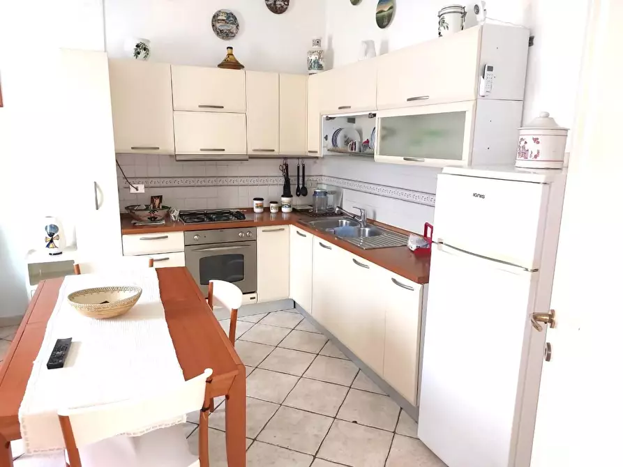 Immagine 3 di Casa indipendente in vendita  a Massa