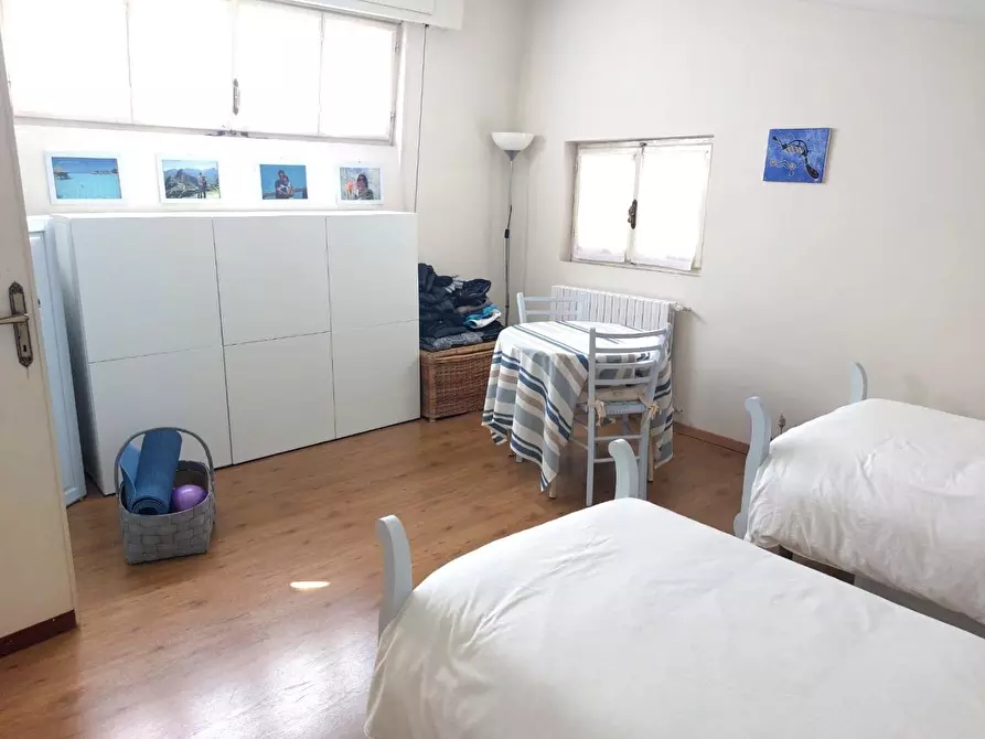 Immagine 17 di Casa indipendente in vendita  a Massa