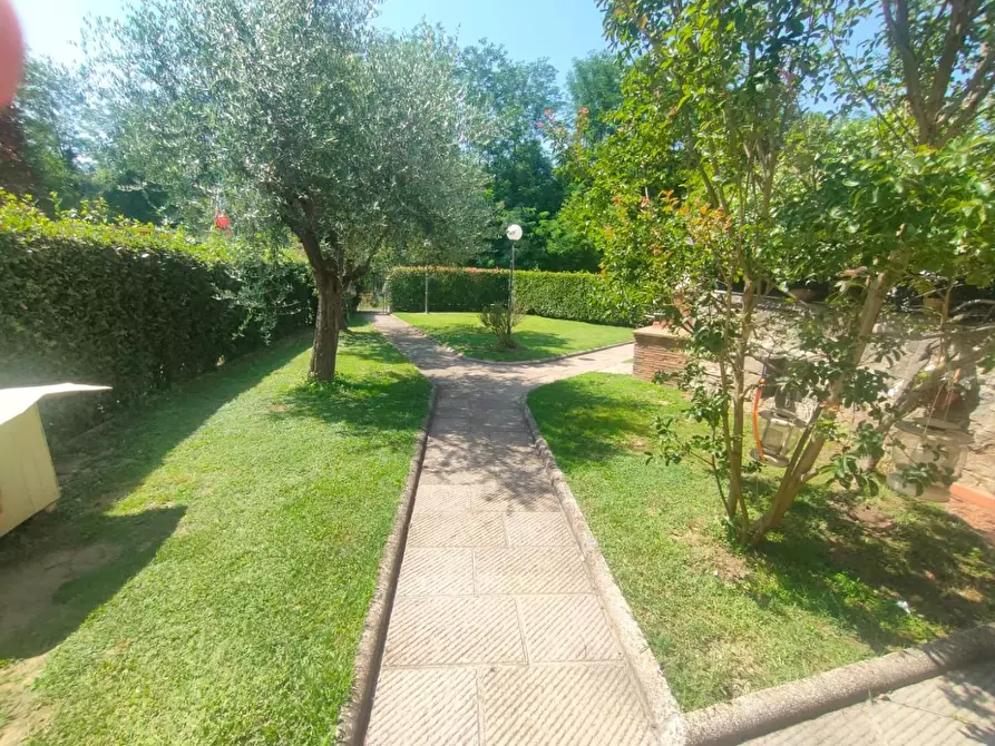 Immagine 73 di Terratetto in vendita  a San Giuliano Terme