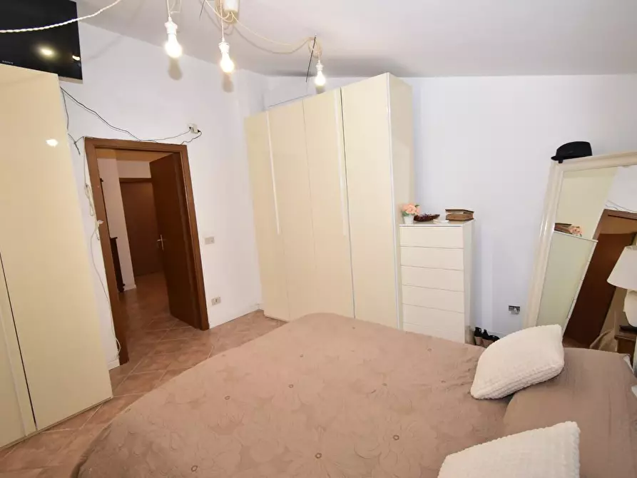 Immagine 39 di Terratetto in vendita  a San Giuliano Terme