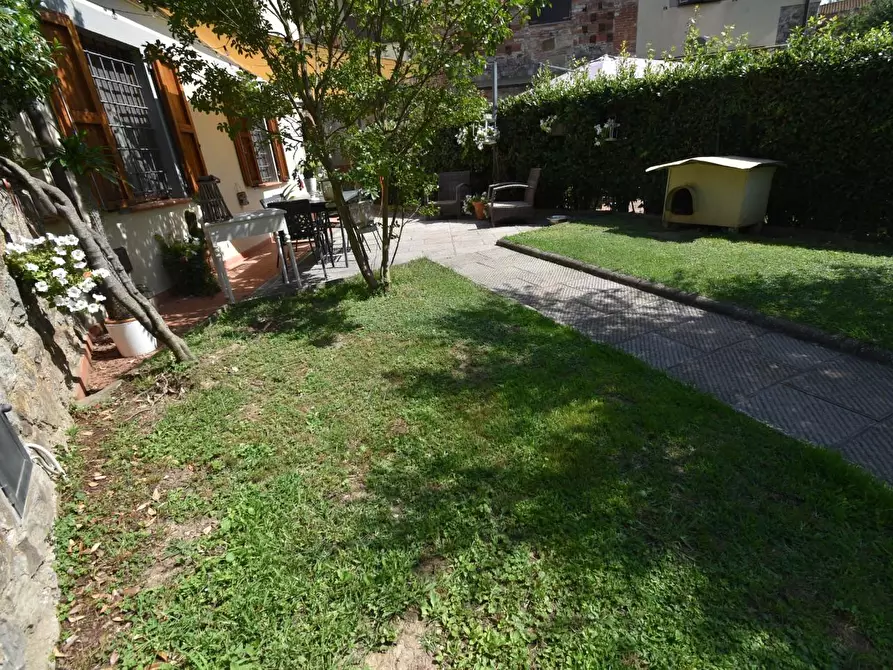 Immagine 15 di Terratetto in vendita  a San Giuliano Terme