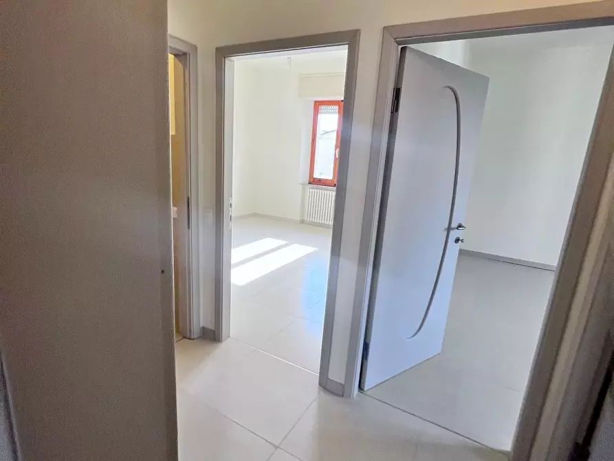 Immagine 16 di Appartamento in vendita  a Colle Di Val D'elsa