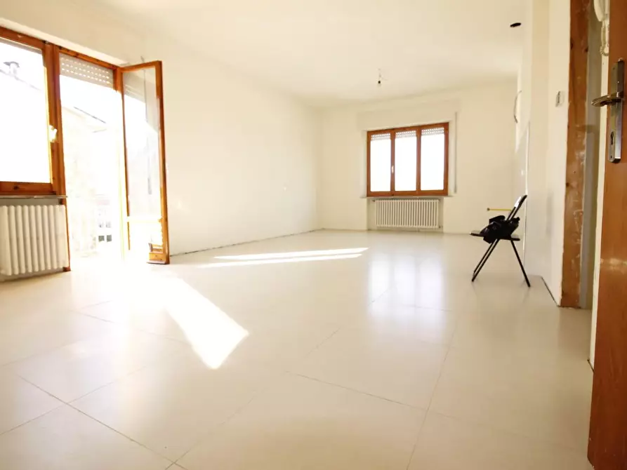 Immagine 9 di Appartamento in vendita  a Colle Di Val D'elsa