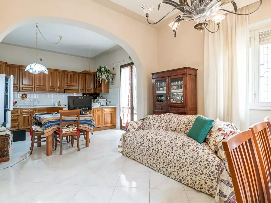 Immagine 13 di Casa indipendente in vendita  a Ponsacco