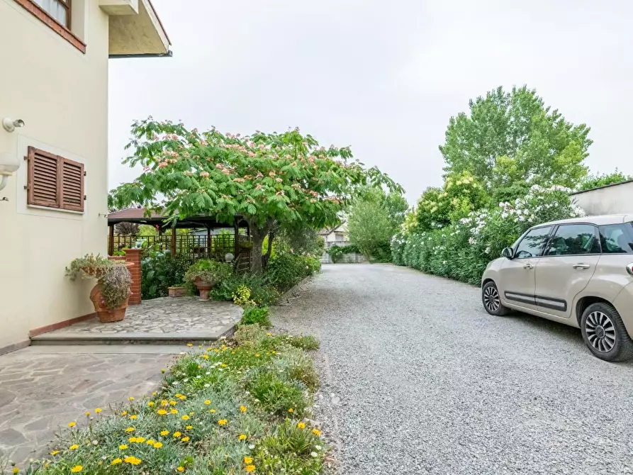 Immagine 10 di Casa indipendente in vendita  a Ponsacco