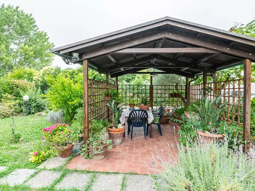 Immagine 6 di Casa indipendente in vendita  a Ponsacco