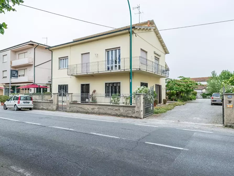 Immagine 52 di Casa indipendente in vendita  a Ponsacco