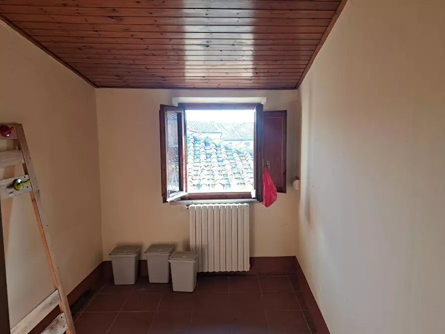 Immagine 19 di Appartamento in vendita  a Peccioli