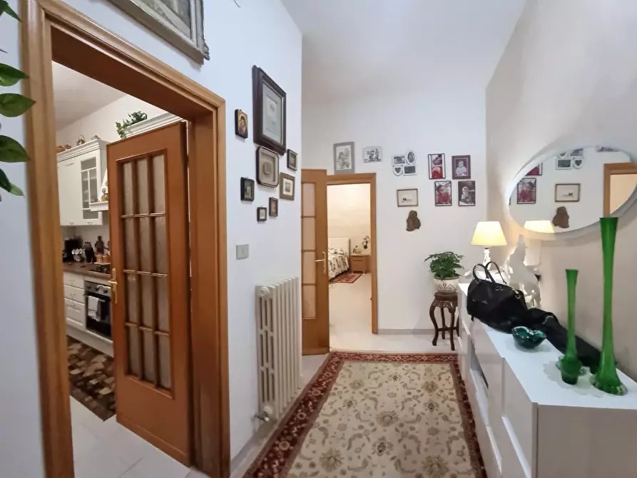 Immagine 14 di Appartamento in vendita  a Livorno