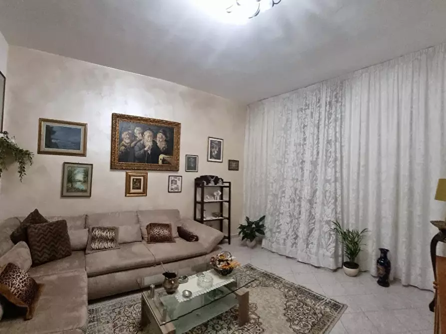 Immagine 16 di Appartamento in vendita  a Livorno