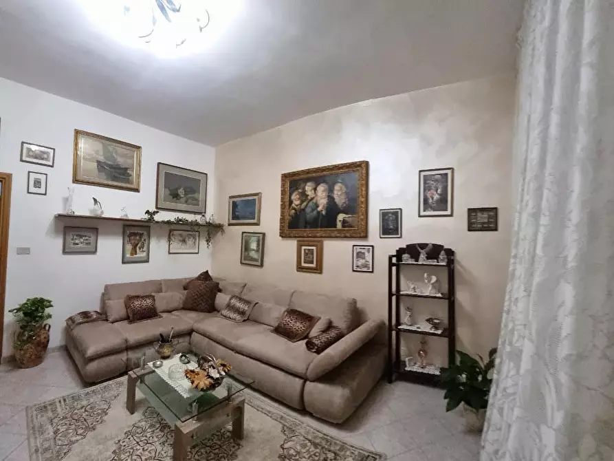 Immagine 22 di Appartamento in vendita  a Livorno