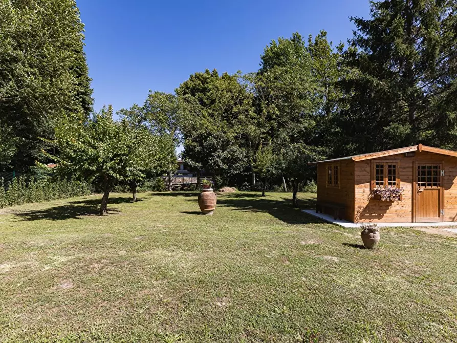 Immagine 34 di Villa in vendita  a Vicopisano