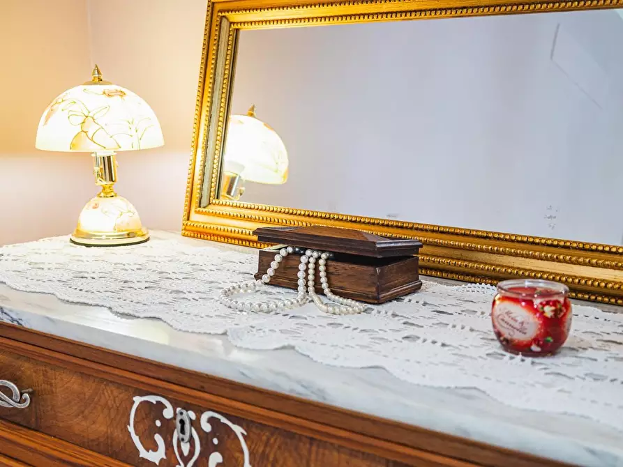 Immagine 19 di Villa in vendita  a Vicopisano