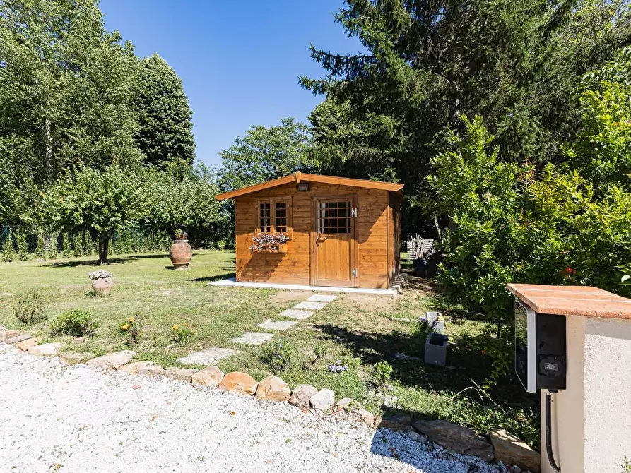 Immagine 32 di Villa in vendita  a Vicopisano