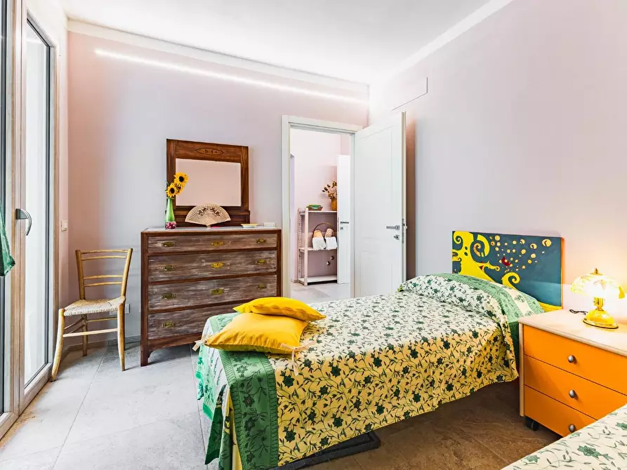 Immagine 21 di Villa in vendita  a Vicopisano