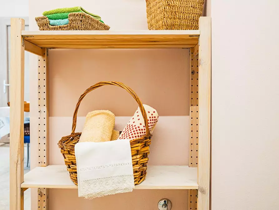 Immagine 10 di Villa in vendita  a Vicopisano