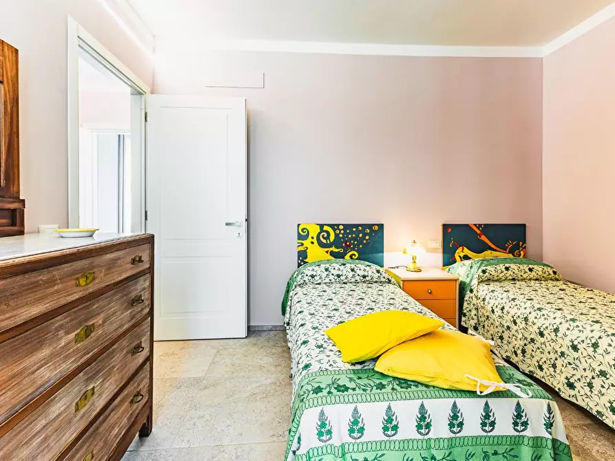 Immagine 23 di Villa in vendita  a Vicopisano