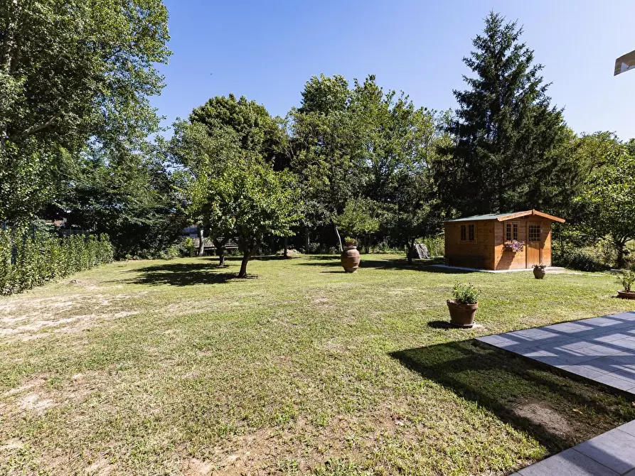 Immagine 36 di Villa in vendita  a Vicopisano