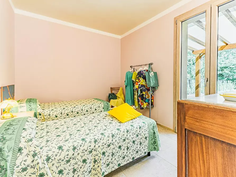 Immagine 20 di Villa in vendita  a Vicopisano