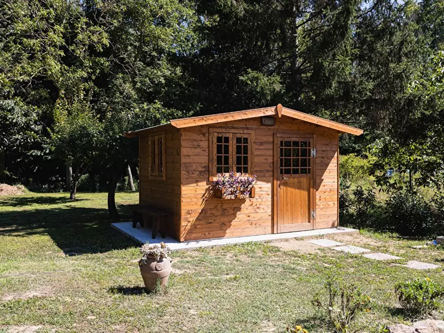 Immagine 33 di Villa in vendita  a Vicopisano