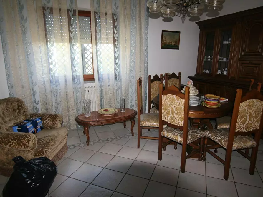 Immagine 13 di Casa indipendente in vendita  a Carrara