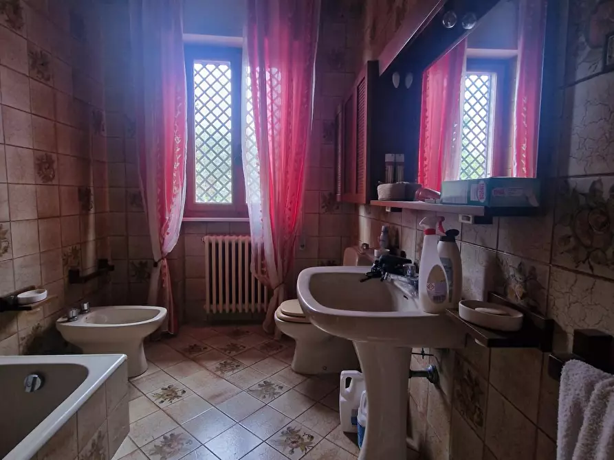 Immagine 31 di Casa indipendente in vendita  a Carrara