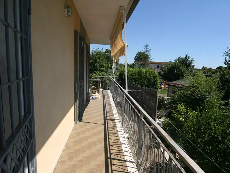 Immagine 9 di Casa indipendente in vendita  a Carrara