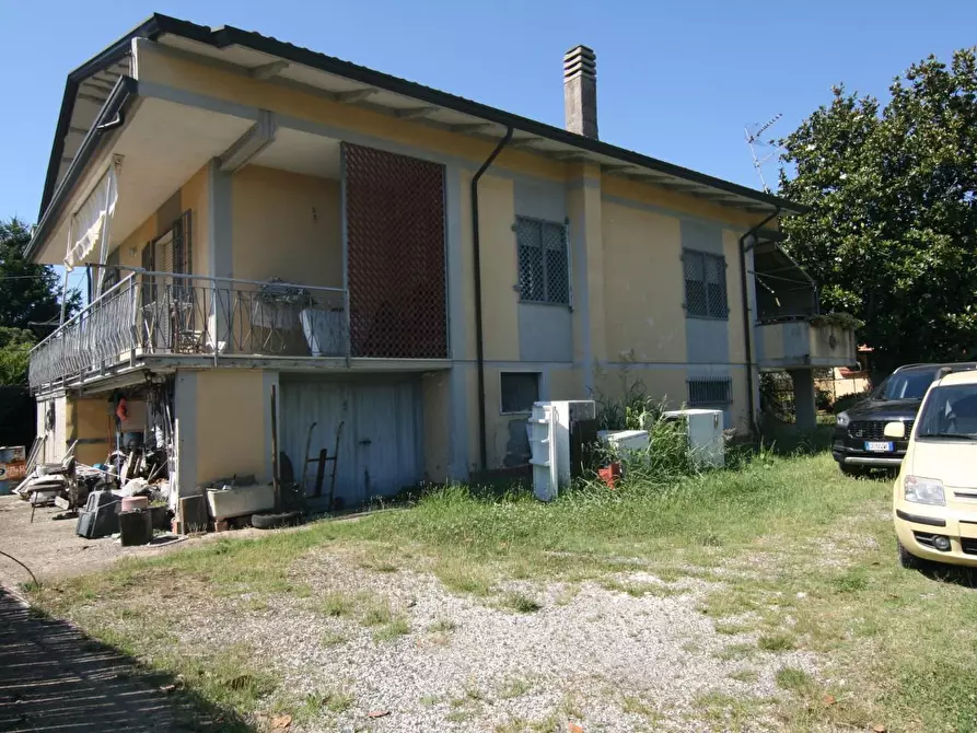 Immagine 5 di Casa indipendente in vendita  a Carrara