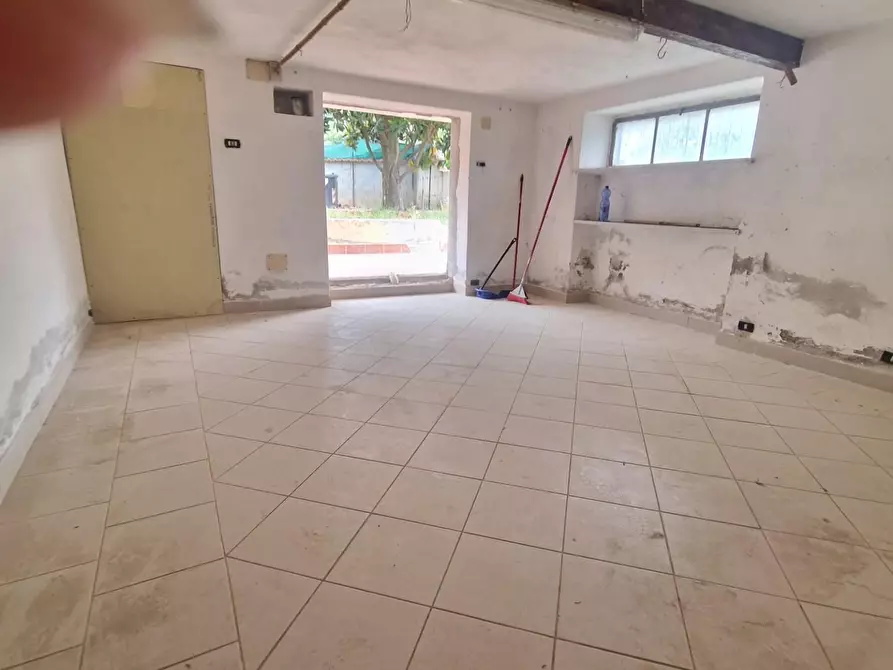 Immagine 34 di Casa indipendente in vendita  a Carrara