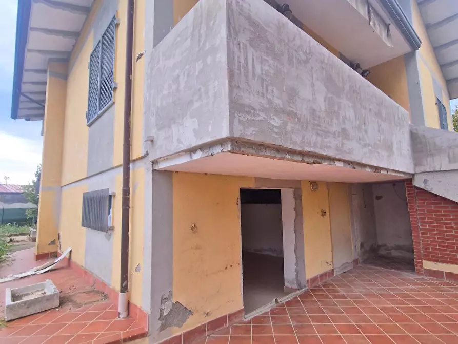 Immagine 5 di Casa indipendente in vendita  a Carrara