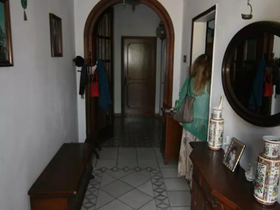 Immagine 10 di Casa indipendente in vendita  a Carrara