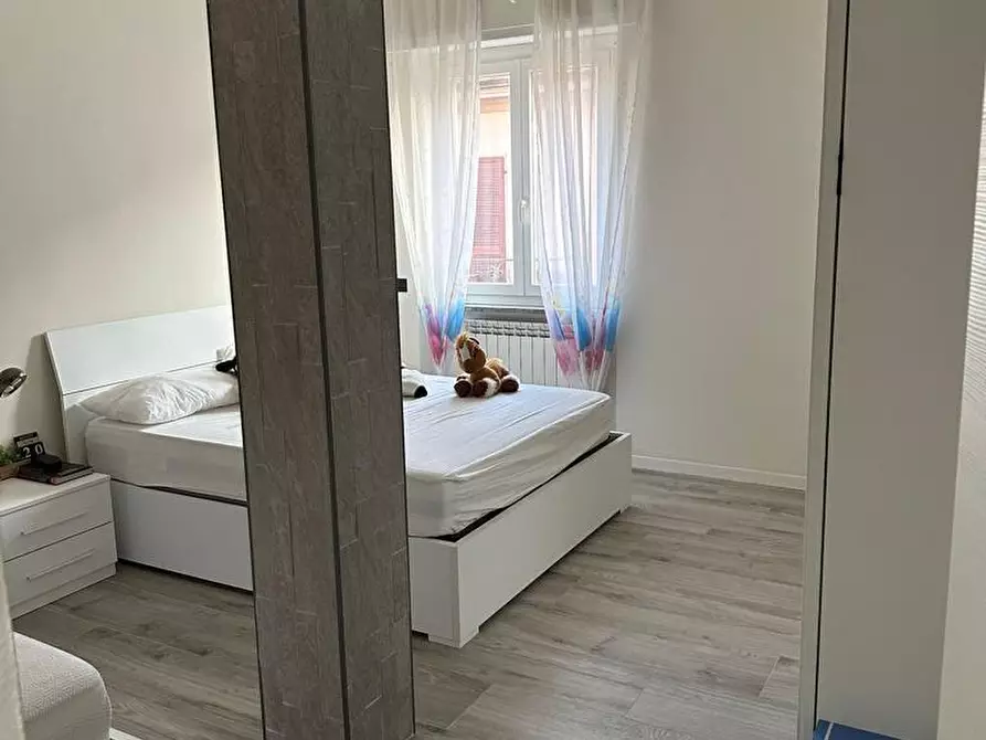 Immagine 26 di Appartamento in vendita  a Carrara