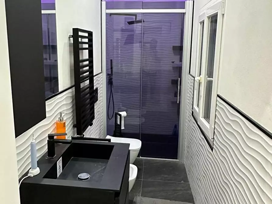 Immagine 6 di Appartamento in vendita  a Carrara