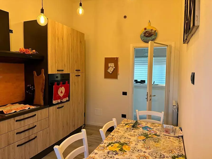 Immagine 27 di Appartamento in vendita  a Carrara