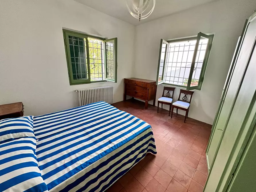 Immagine 20 di Villa in affitto  a Massa