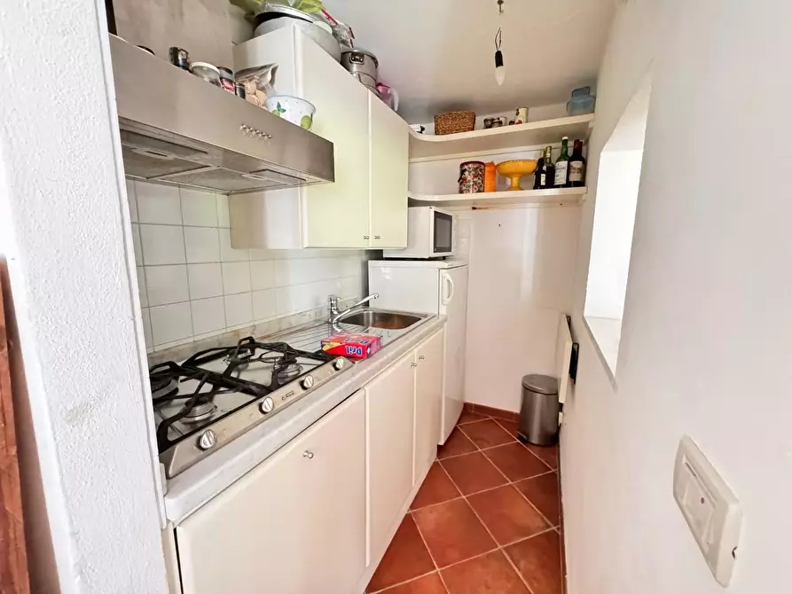 Immagine 30 di Villa in affitto  a Massa