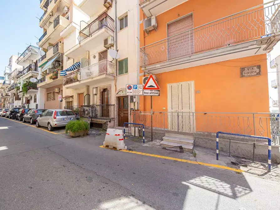 Immagine 37 di Mansarda in vendita  a Giardini-Naxos