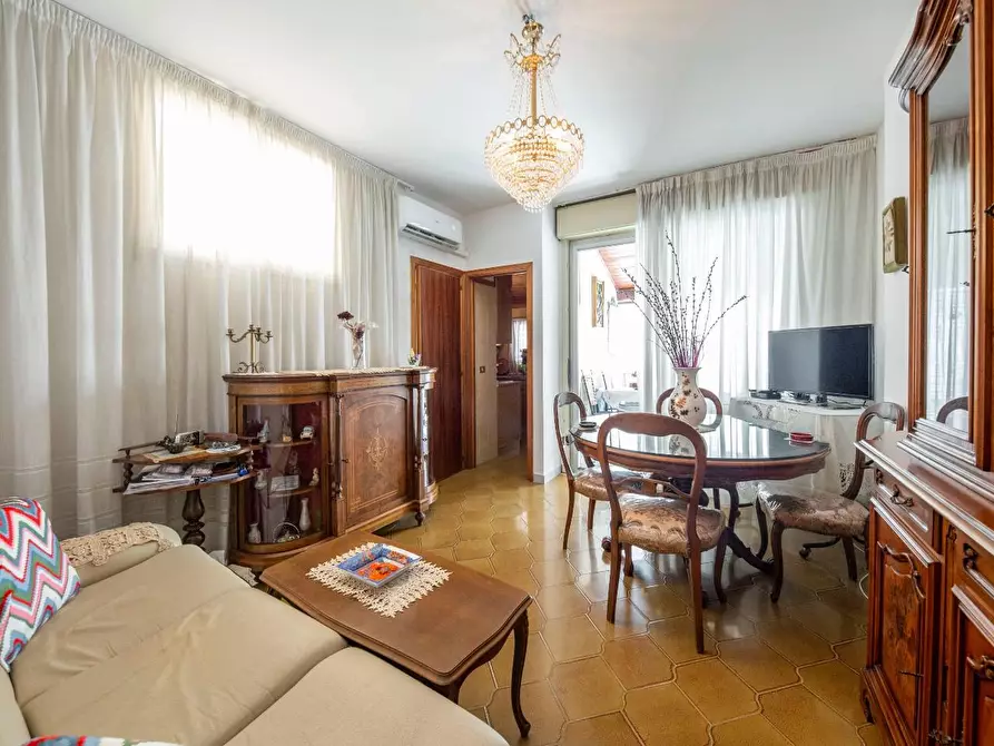 Immagine 33 di Mansarda in vendita  a Giardini-Naxos