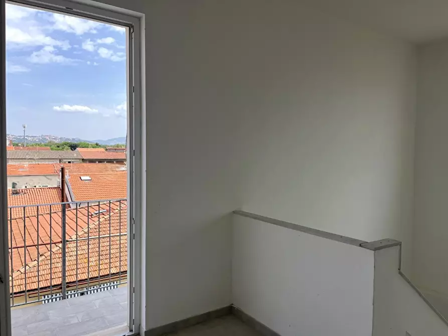 Immagine 20 di Appartamento in vendita  a Rosignano Marittimo