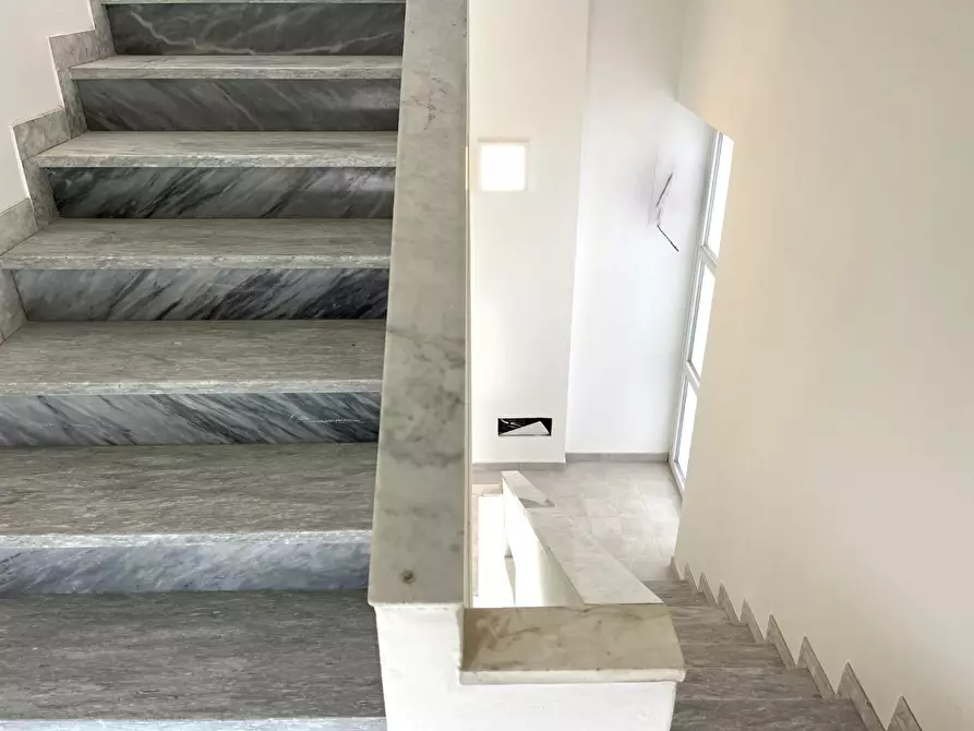 Immagine 21 di Appartamento in vendita  a Rosignano Marittimo