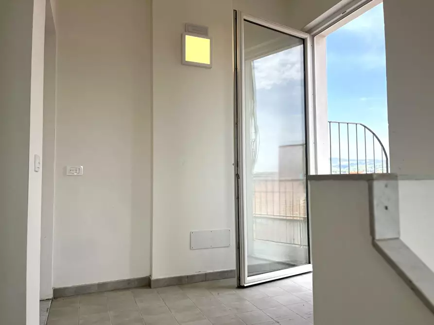 Immagine 19 di Appartamento in vendita  a Rosignano Marittimo