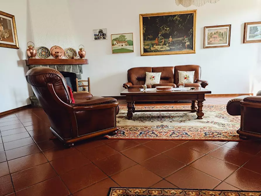 Immagine 13 di Villa in vendita  a Casciana Terme Lari