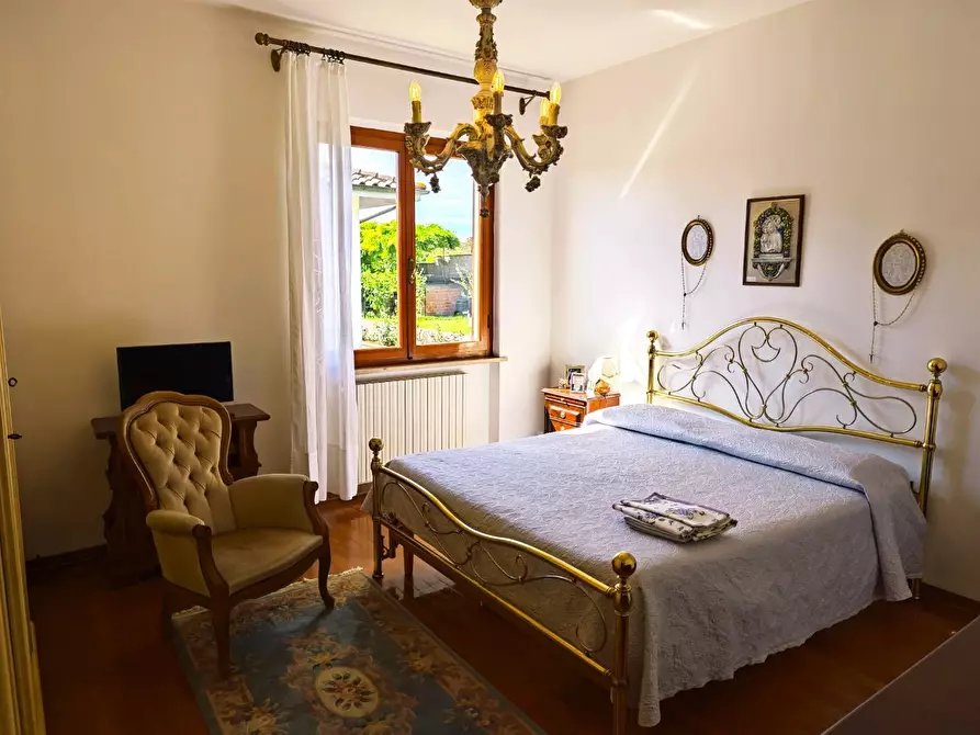 Immagine 28 di Villa in vendita  a Casciana Terme Lari