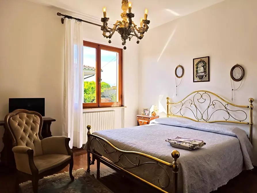 Immagine 29 di Villa in vendita  a Casciana Terme Lari