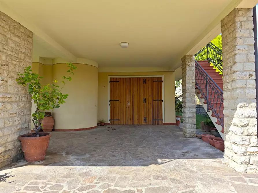 Immagine 6 di Villa in vendita  a Casciana Terme Lari