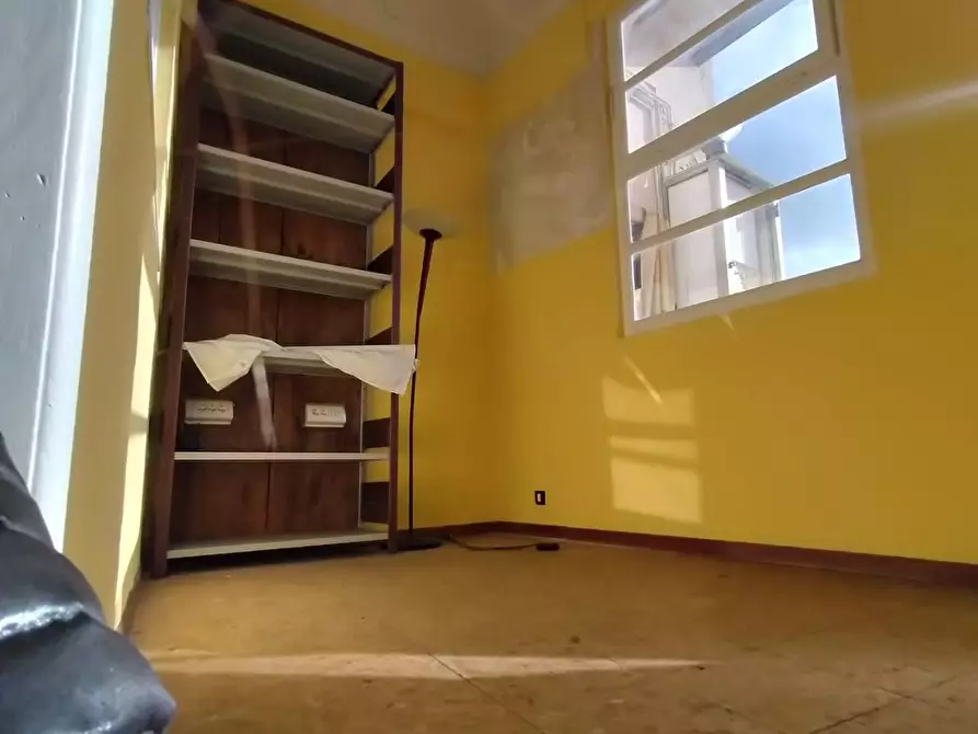 Immagine 4 di Appartamento in vendita  a Massa