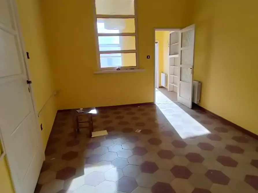 Immagine 8 di Appartamento in vendita  a Massa